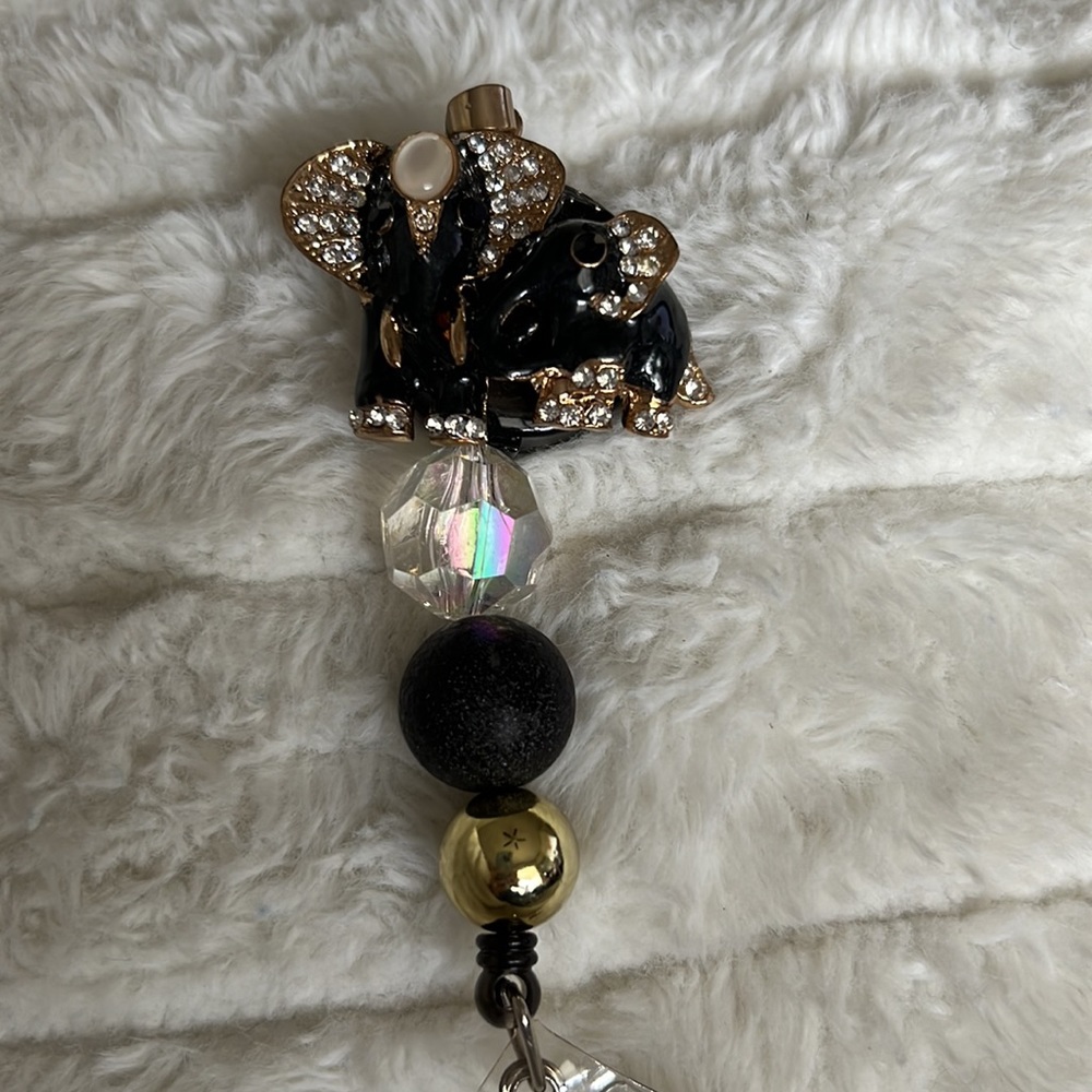 Black elephant 🐘 badge reel
